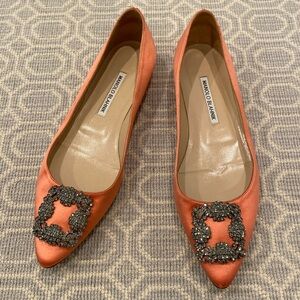 Reposh. Hangesi Manolo Blahniks.